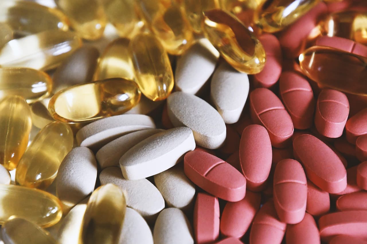 국산 폐암치료제 렉라자 미 FDA 승인과 바이오 신약 성과